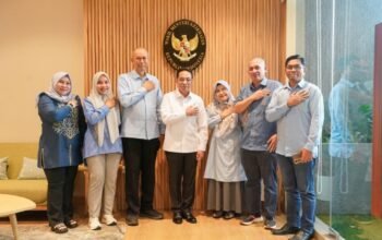 Audiensi jajaran RSUD Prof. Dr. H. Aloei Saboe dengan Wakil Menteri Kesehatan RI, Benjamin Paulus Octavianus, di Kantor Kementerian Kesehatan, Jakarta, Selasa, 20 Oktober 2026. (Foto: Humas)